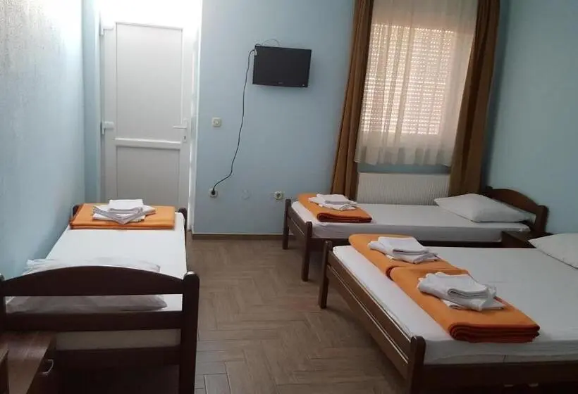 ファミリールーム, Hostel Kristal