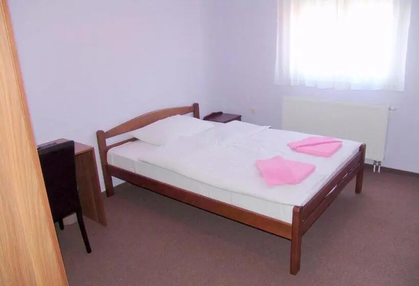 スタンダードシングルルーム, Hostel Kristal