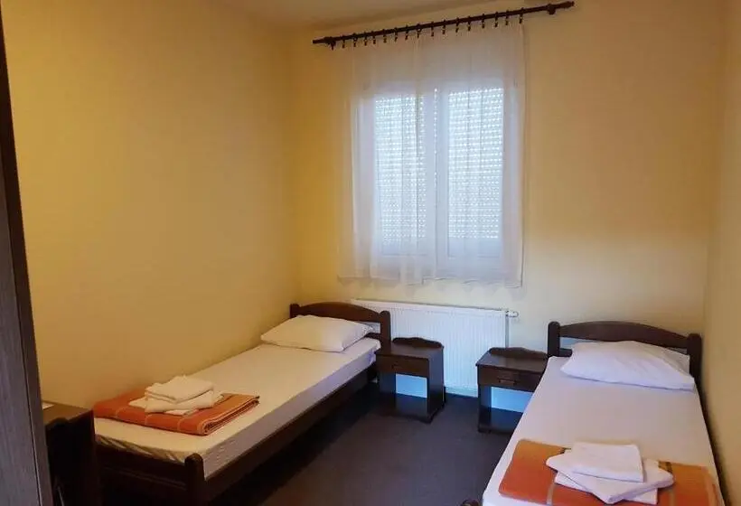 スタンダードシングルルーム, Hostel Kristal