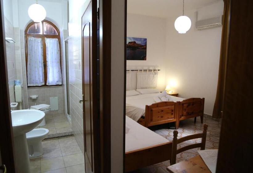 标准三人间, Antica Pensione Pinna