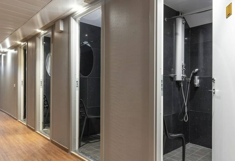 스탠다드 싱글 룸 공동욕실, Goteborgs Mini