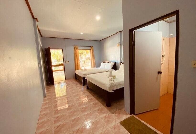 Bungalow Familiare, Phupha Bungalow Haad Rin