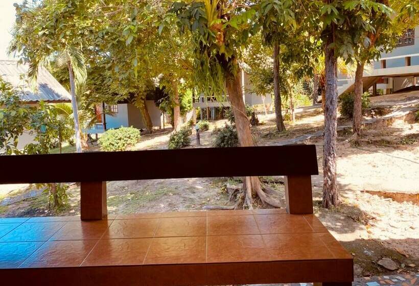 Семейное Бунгало, Phupha Bungalow Haad Rin