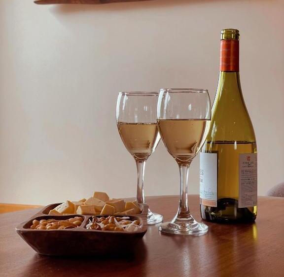 خانه 3 خوابه, Refugio Pullao