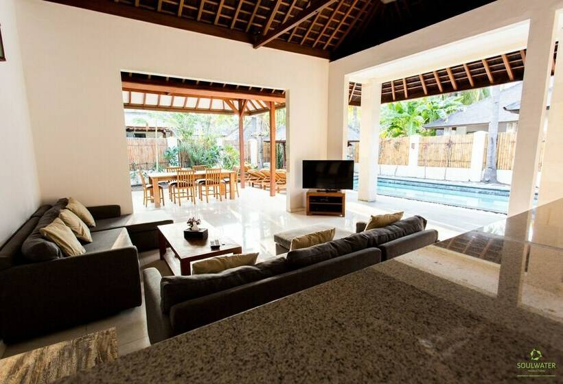 ویلا دلوکس 2 خوابه, Gili Luxury Villa