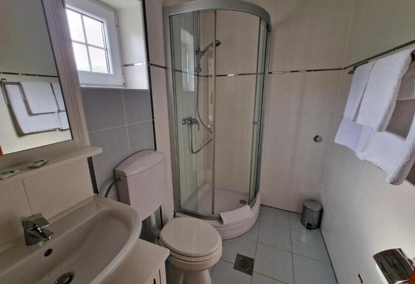 标准间带阳台, Guesthouse Barica