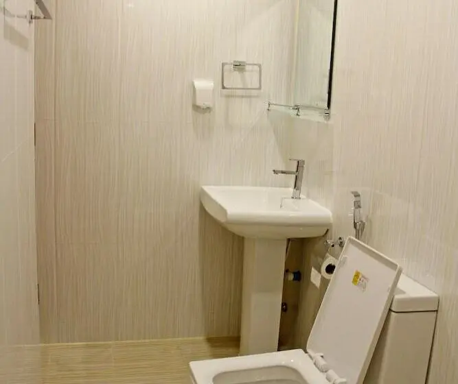 اتاق لوکس, Royal Pearl Inn
