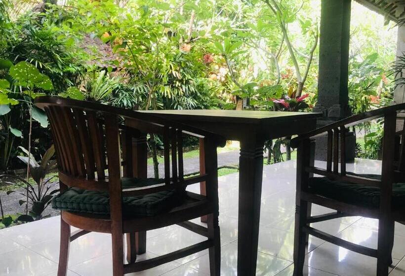 חדר דלוקס, Suastika Guest House Ubud