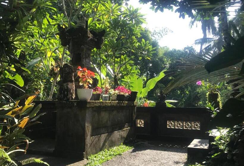 חדר דלוקס, Suastika Guest House Ubud