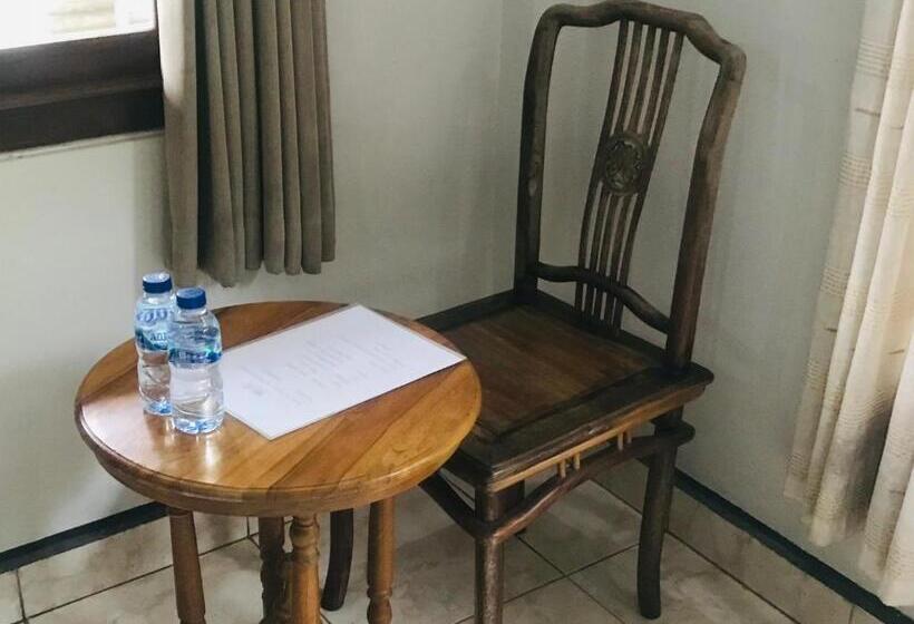 חדר דלוקס, Suastika Guest House Ubud