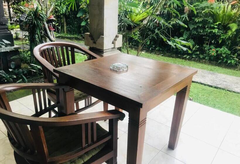 חדר דלוקס, Suastika Guest House Ubud