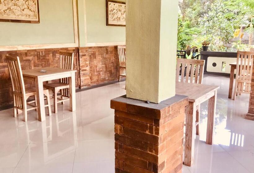 חדר דלוקס, Suastika Guest House Ubud