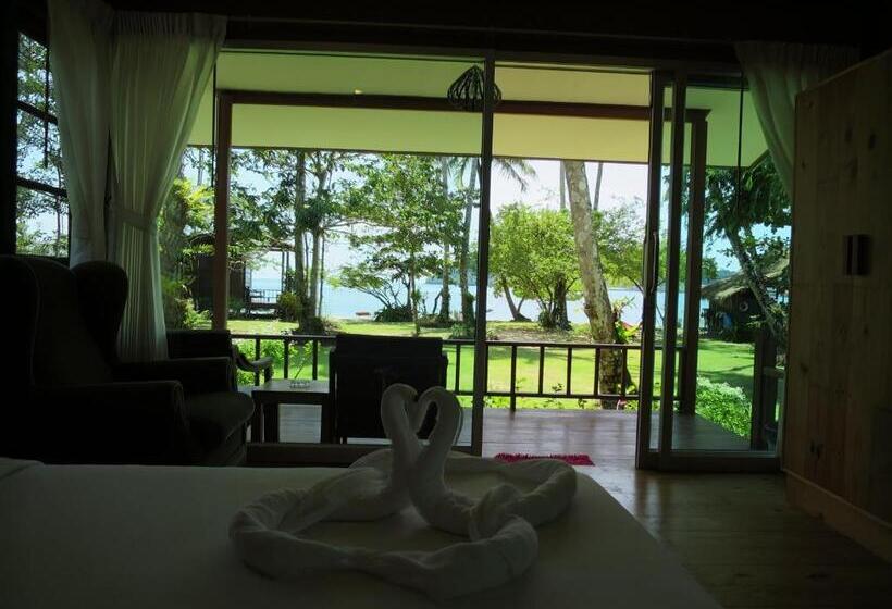 Superior bungalow with sea view, Bangbaobeach Resort