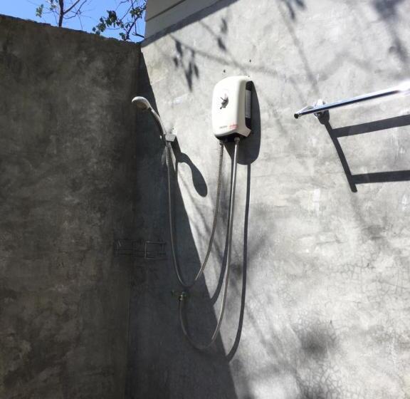 스탠다드 방갈로, Bangbaobeach Resort