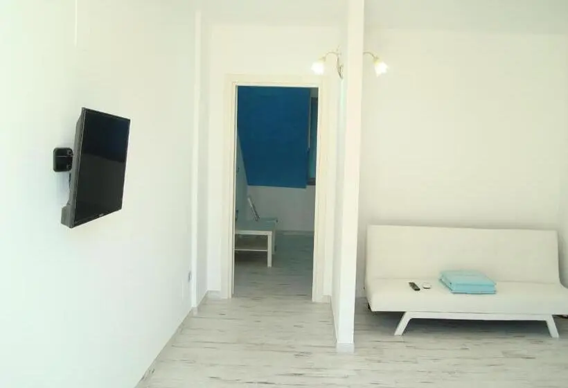 家族用バンガロー, Guest House Mare E Luna