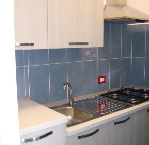 家庭间, Guest House Mare E Luna