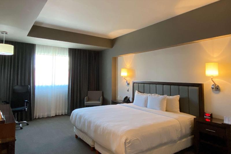 キングサイズベッドのスタンダードルーム, Best Western Plus Santa Cecilia Pachuca