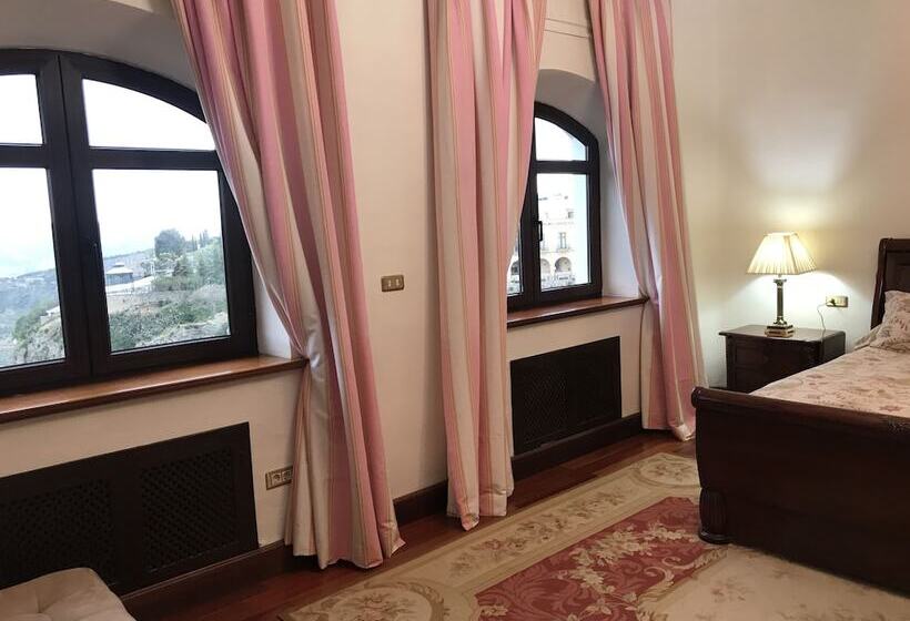 プレジデントスイートルーム, Casa Palacio Villazambra