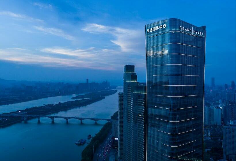 Номер Клуб, Grand Hyatt Changsha