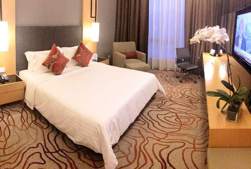 Номер Deluxe, Impiana Hotel Senai