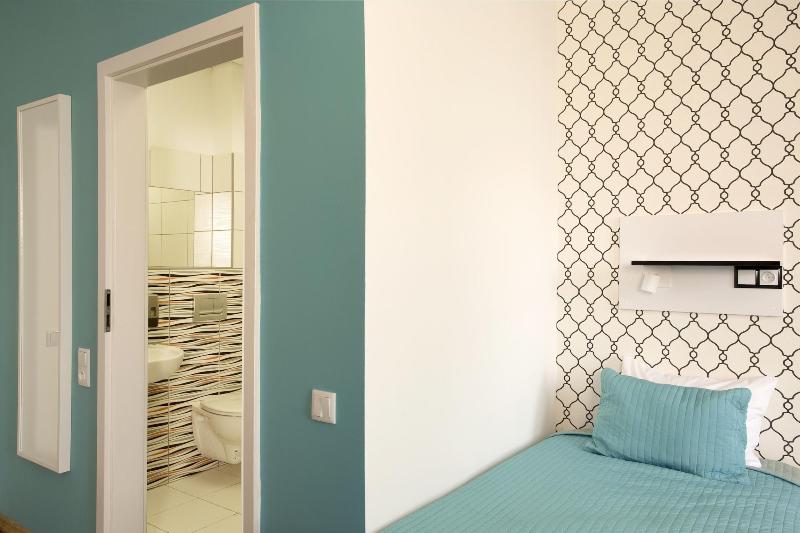 Номер Клуб, Impiana Hotel Senai