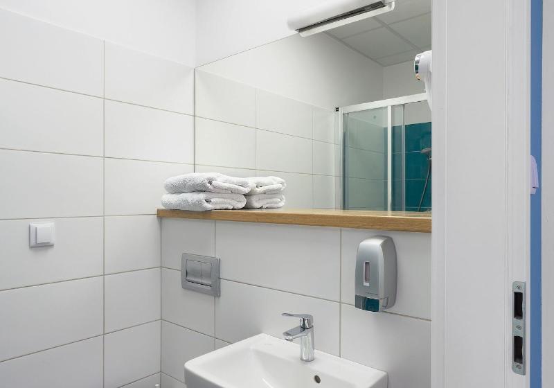 Номер Клуб, Impiana Hotel Senai