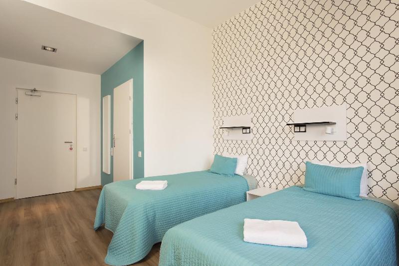 Номер Клуб, Impiana Hotel Senai