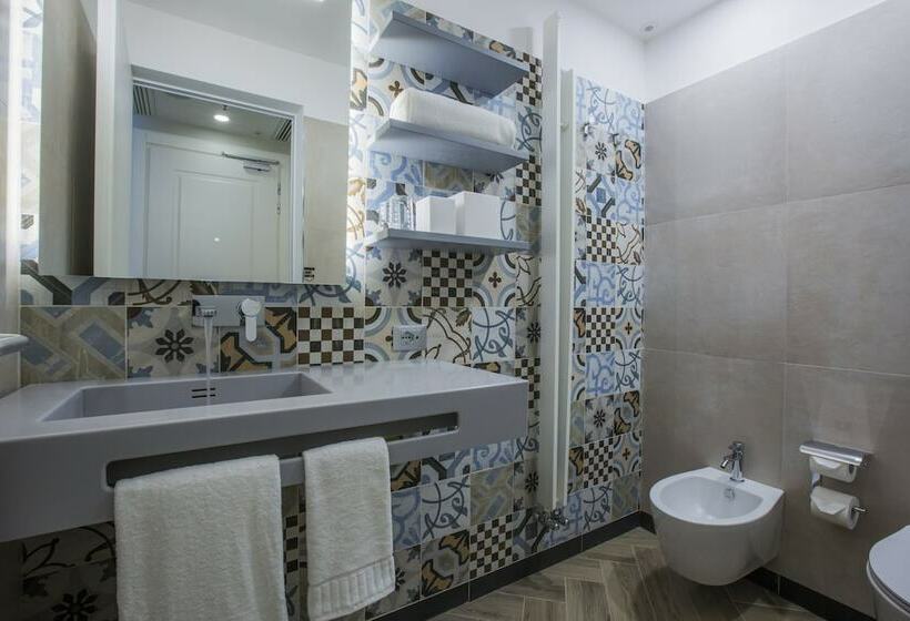 اتاق استاندارد, Indigo Milan   Corso Monforte, An Ihg