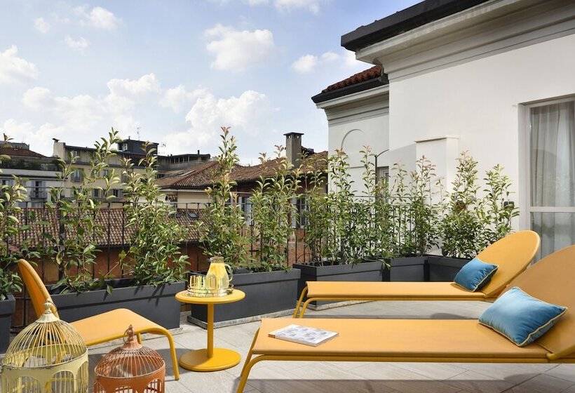 Superior Room with Terrace, Indigo Milan Corso Monforte, An Ihg