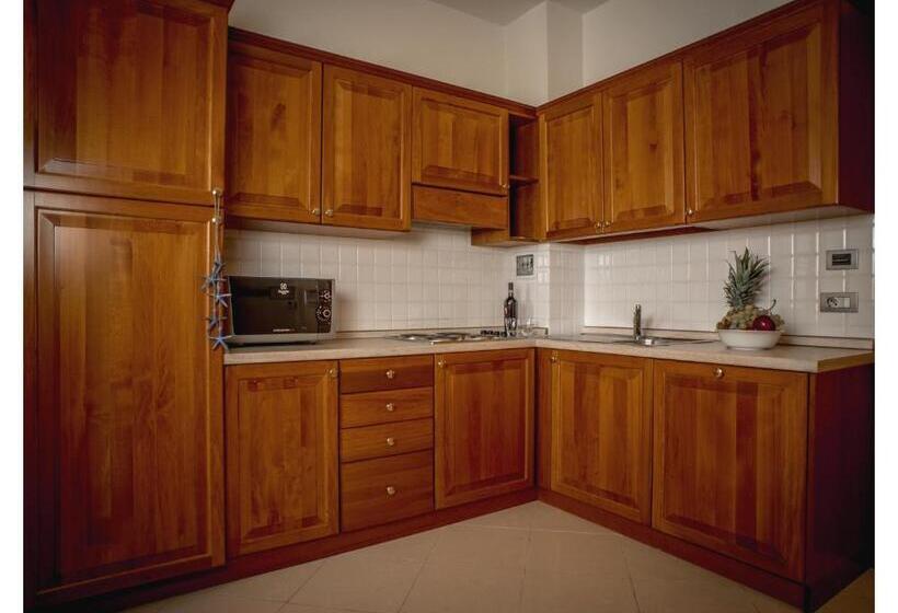 1 Bedroom Apartment Mountain View, Lido Resort