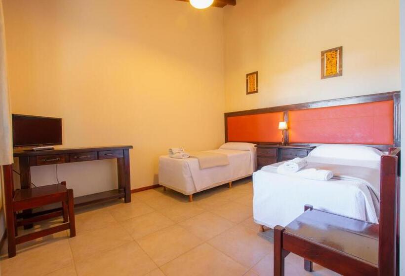 חדר סטנדרט לשלושה, Patagonia Suites