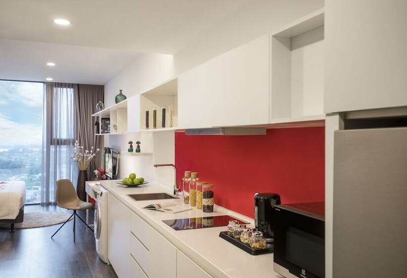 استودیو اجرایی, Somerset West Point Hanoi