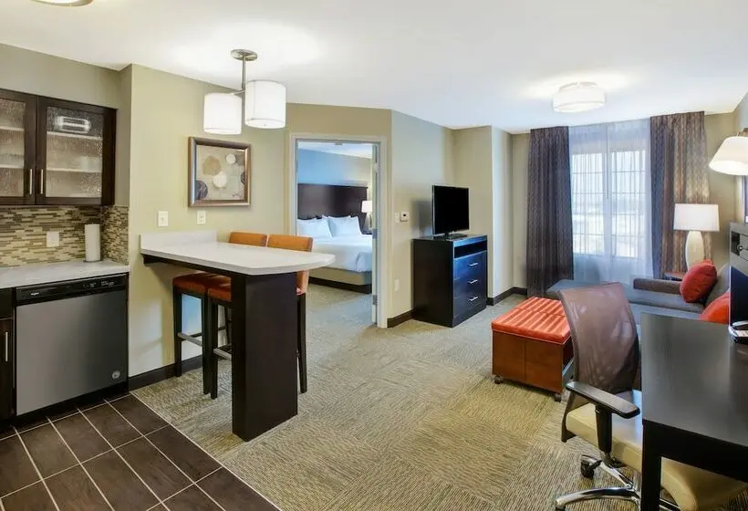 身障者適用スイートルーム, Staybridge Suites Benton Harbor St. Joseph, An Ihg