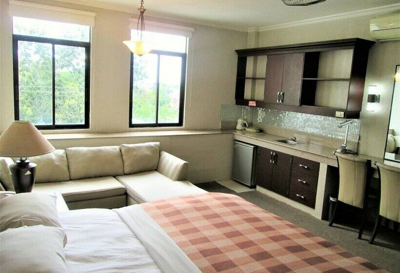 行政套房, Stonestown Suites