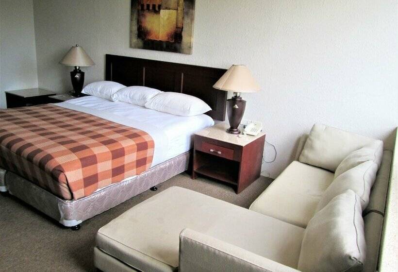 行政套房, Stonestown Suites