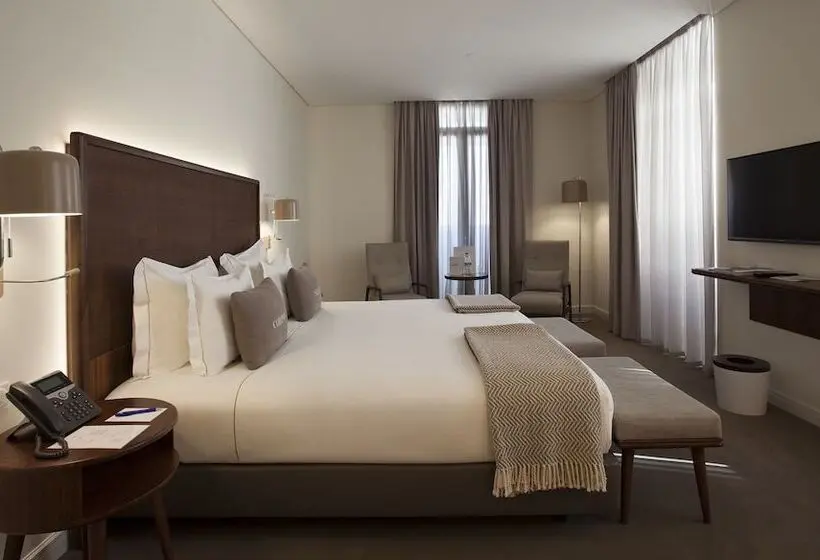 Quarto deluxe, Corpo Santo Lisbon Historical