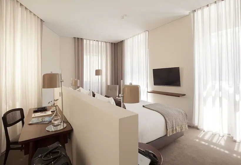Suite Junior, Corpo Santo Lisbon Historical