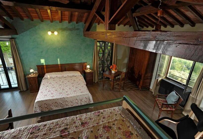 デラックストリプルルーム, La Pietra Piana Casa Vacanze