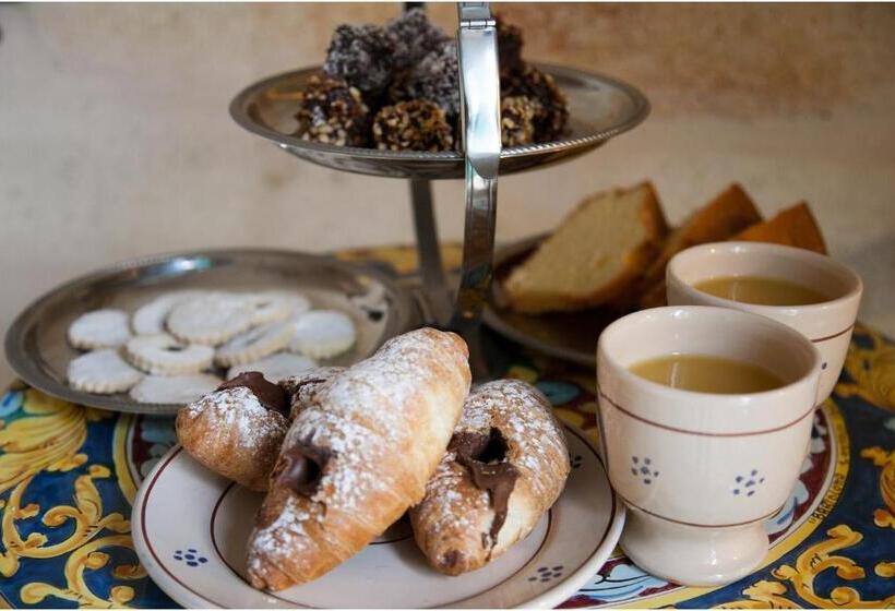 Deluxe Zimmer Kingsize Bett, Giada&chiara B&b