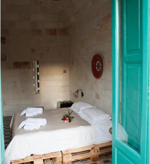 Deluxe Zimmer Kingsize Bett, Giada&chiara B&b