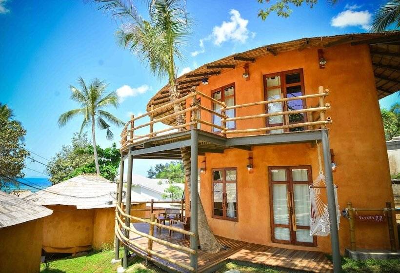 جناح عائلي, The Mud