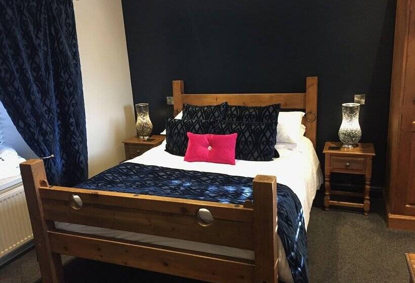 Номер Стандарт, The Peacock