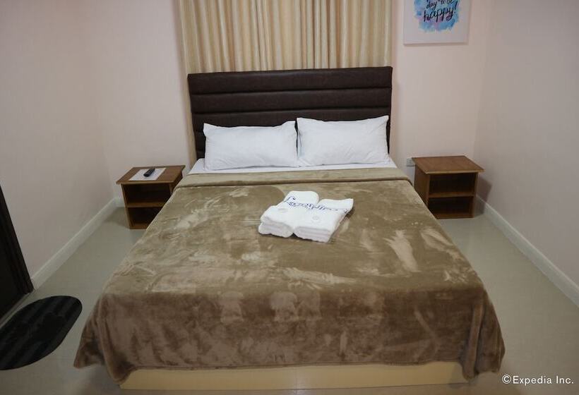 سوییت لوکس, La Trinidad Pension House