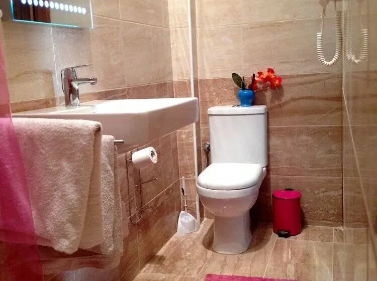 اتاق استاندارد, Lh Sliema
