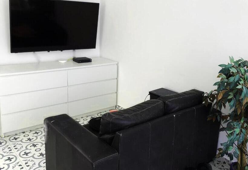 Standard Studio Terrace, Lh Sliema