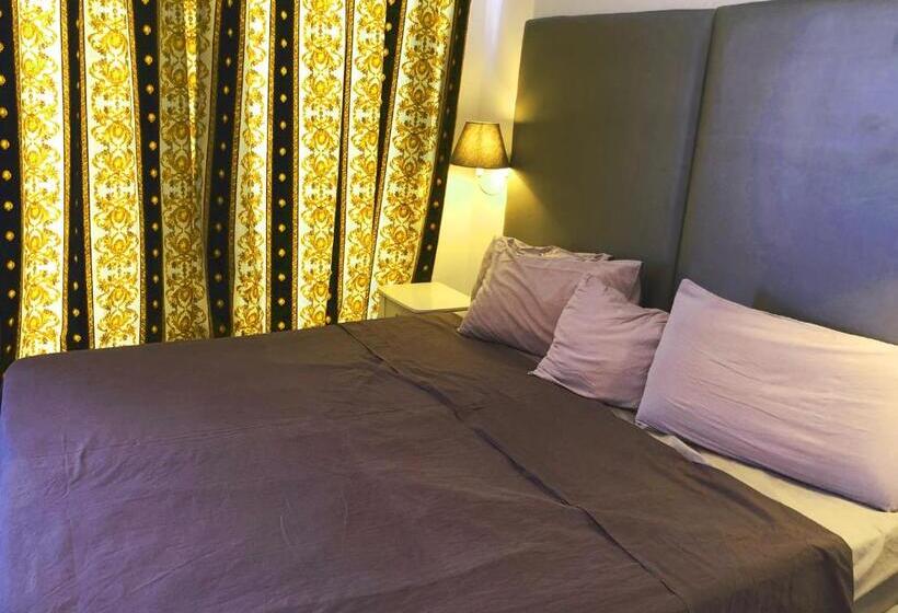 Standard Studio Terrace, Lh Sliema