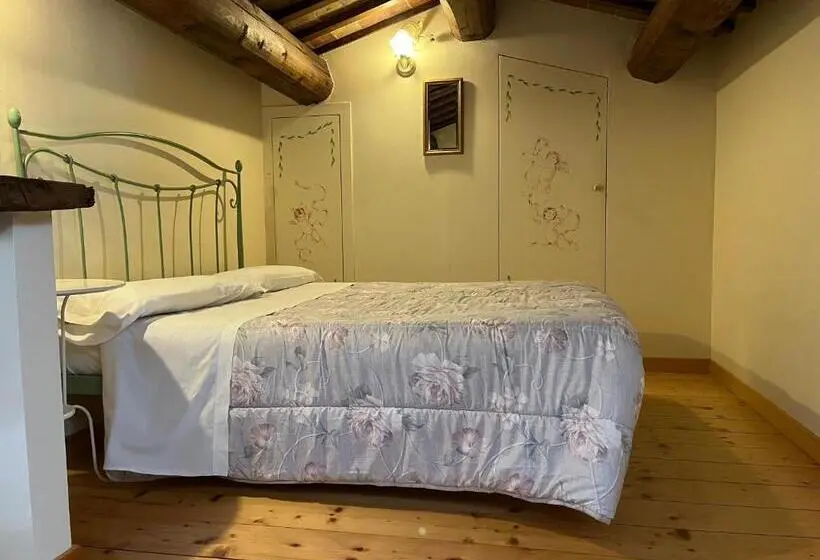Sviitti, Valle Del Metauro Country House