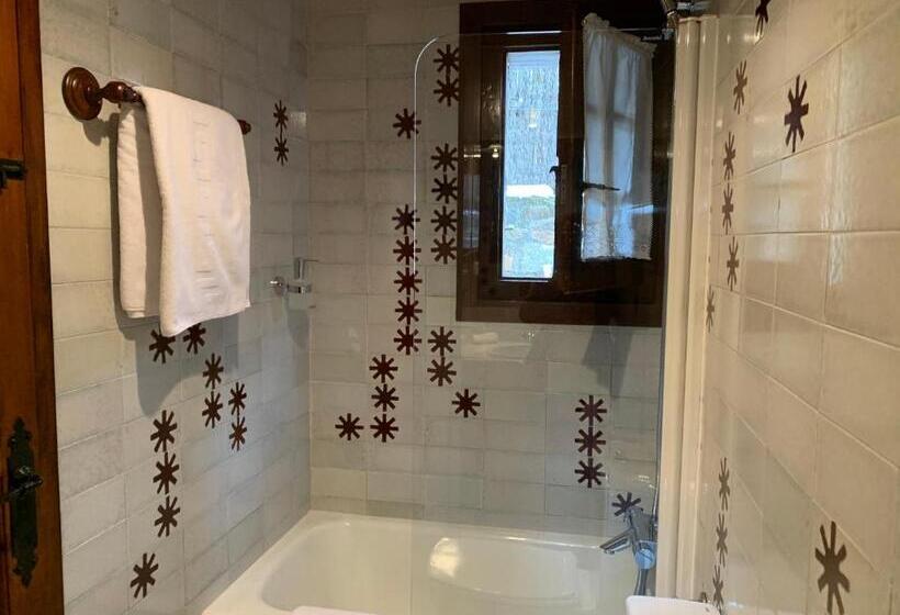 基本间, El Xalet De Taüll Hotel Rural