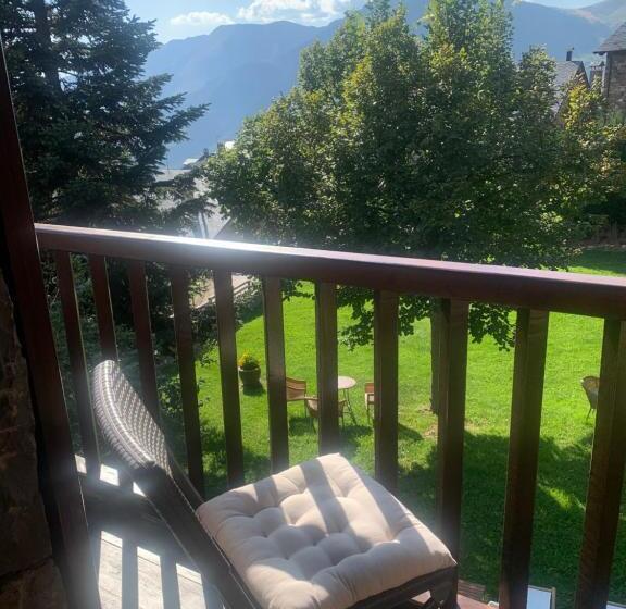 标准间带阳台, El Xalet De Taüll Hotel Rural