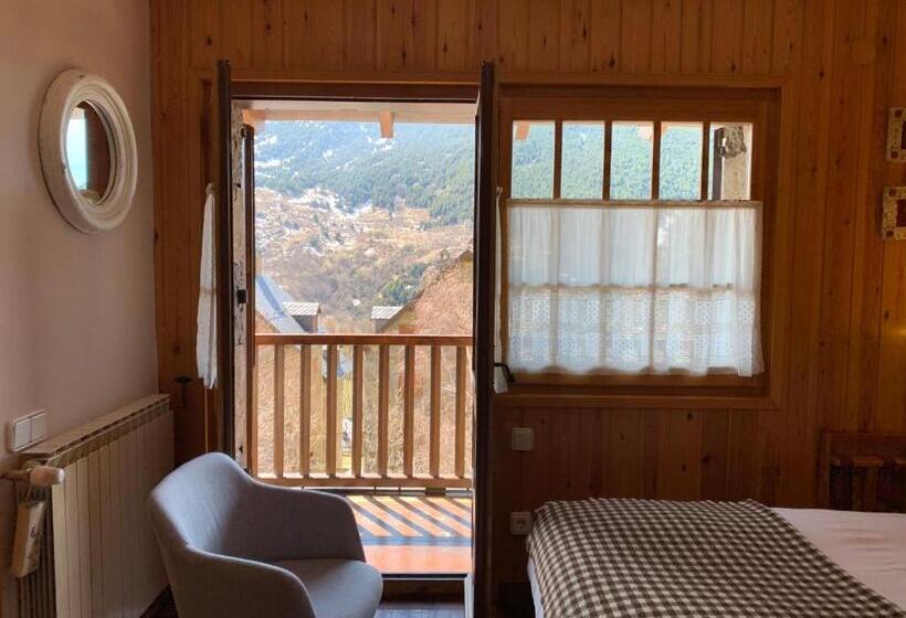 标准间带阳台, El Xalet De Taüll Hotel Rural